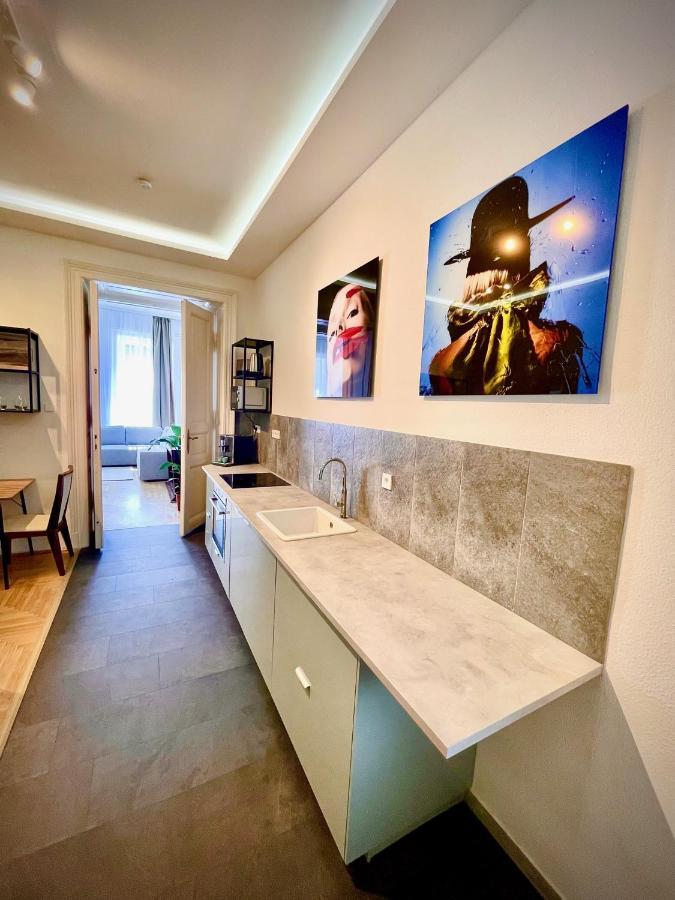 Aviator Luxury Apartment Budapeste Exterior foto