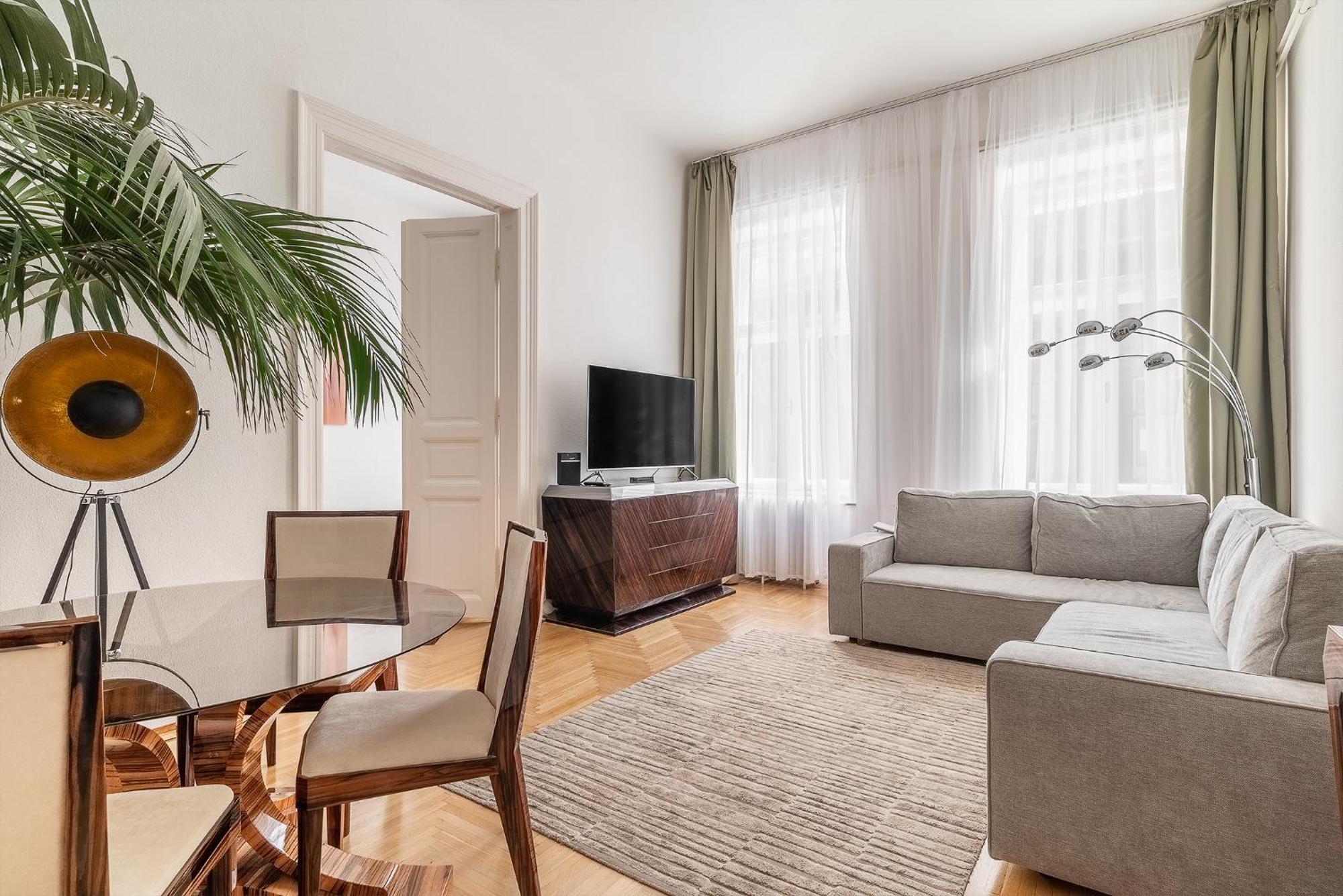 Aviator Luxury Apartment Budapeste Exterior foto