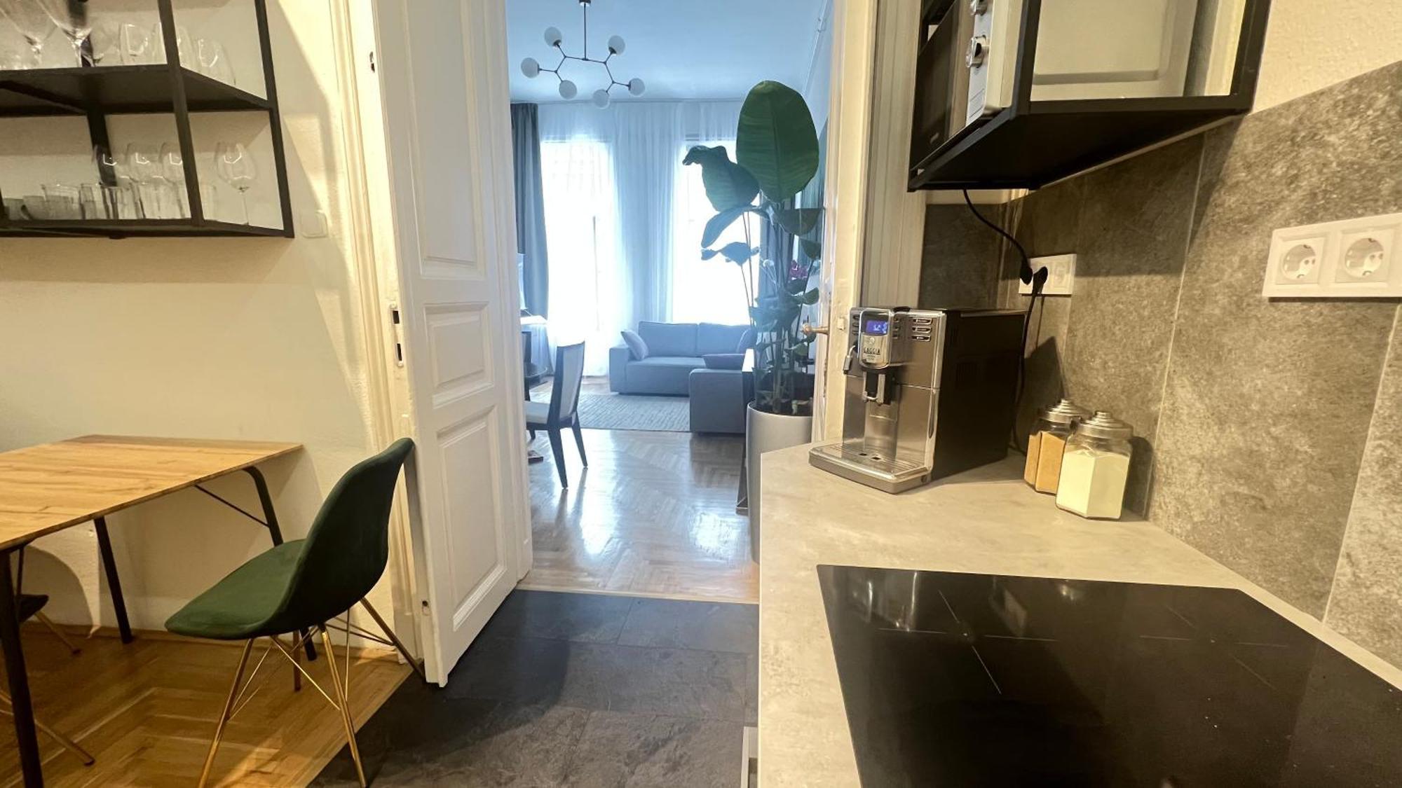 Aviator Luxury Apartment Budapeste Exterior foto